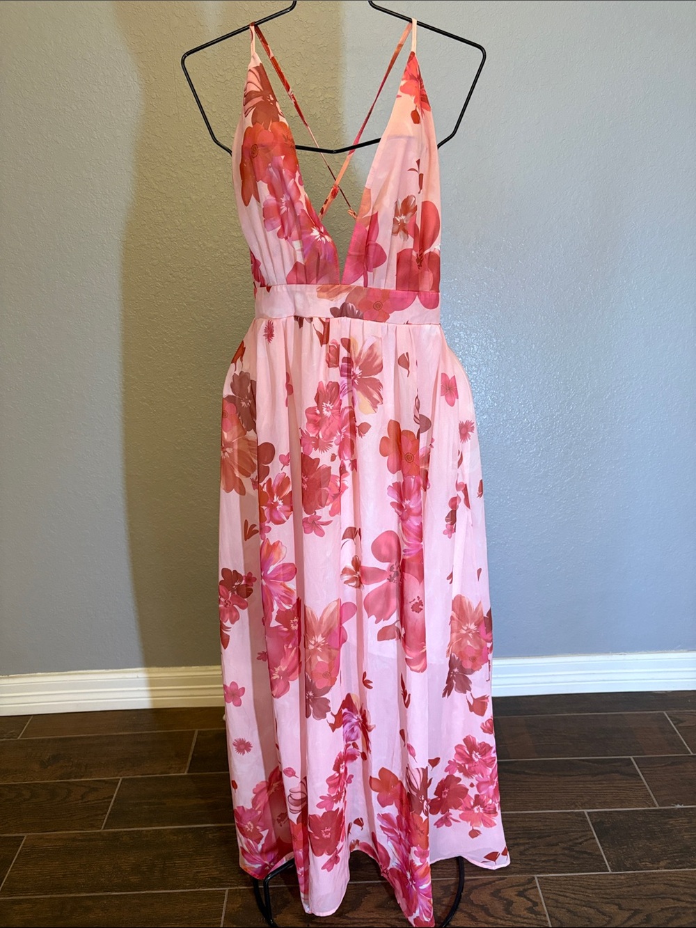 Floral Pink V-Neck Maxi Dress